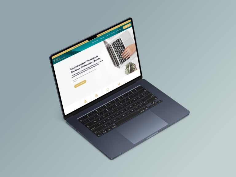 MacBook showing a Reis Assessoria Contabil page